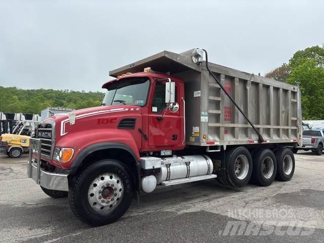 Mack CV713 Самоскиди