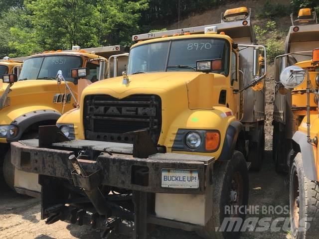 Mack CV713 Снігоочищувальні ножі та плуги