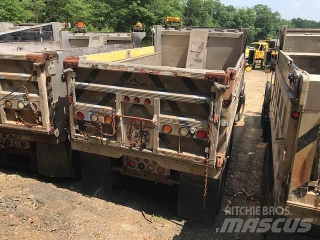Mack CV713 Снігоочищувальні ножі та плуги