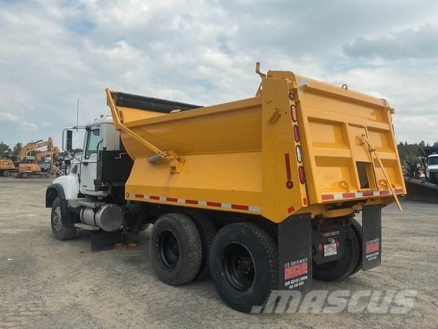 Mack CV713 Снігоочищувальні ножі та плуги