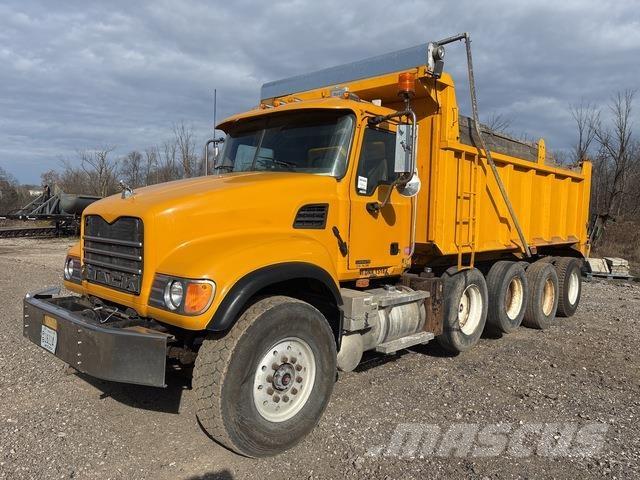 Mack CV713 Самоскиди