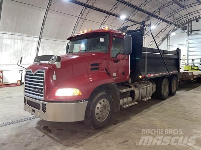 Mack CXU613 Самоскиди