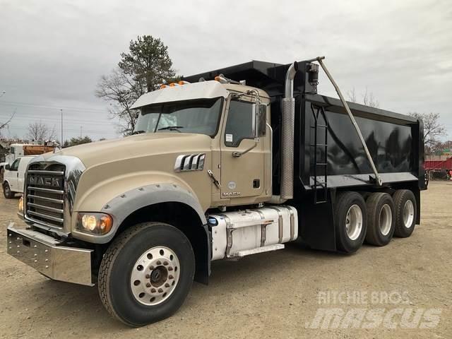 Mack GU713 Самоскиди