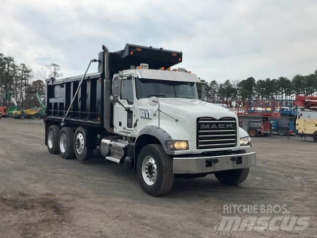 Mack GU713 Самоскиди