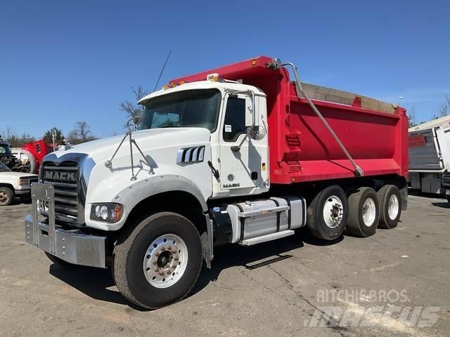 Mack GU713 Самоскиди