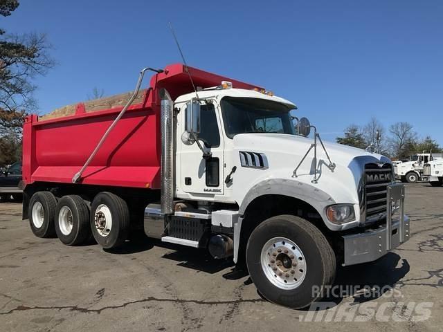 Mack GU713 Самоскиди