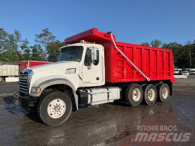 Mack GU713 Самоскиди