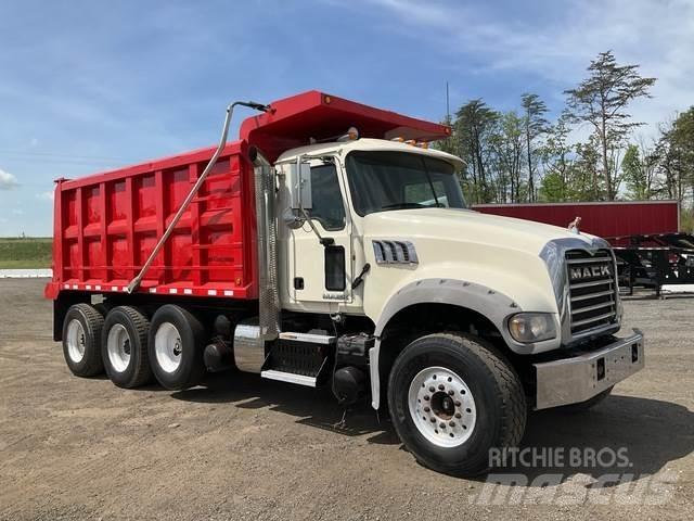 Mack GU713 Самоскиди