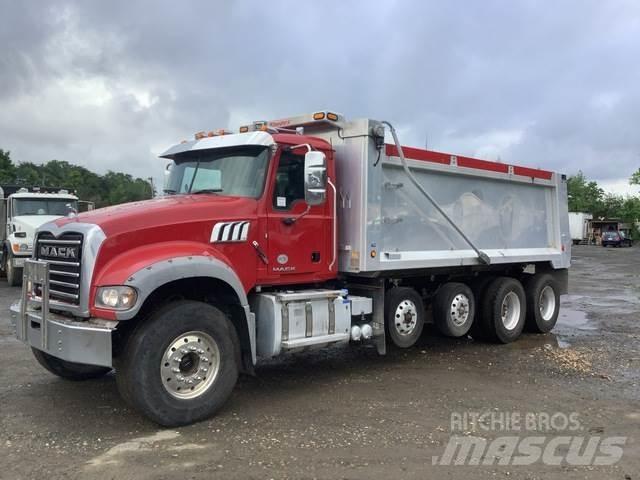 Mack GU713 Самоскиди