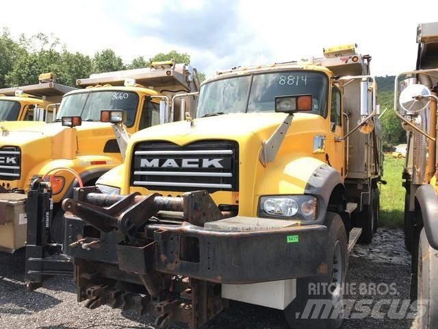 Mack GU713 Снігоочищувальні ножі та плуги