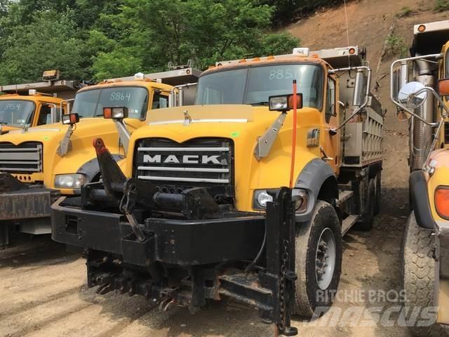 Mack GU713 Снігоочищувальні ножі та плуги