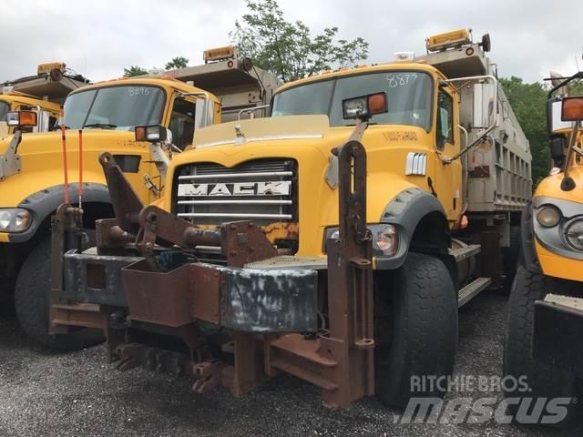 Mack GU713 Снігоочищувальні ножі та плуги
