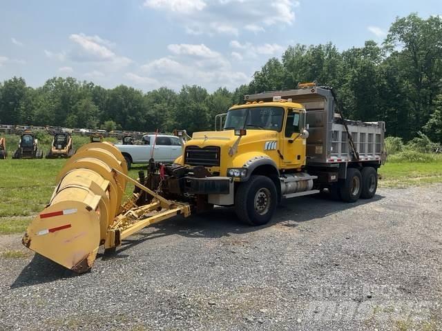 Mack GU713 Снігоочищувальні ножі та плуги