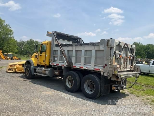 Mack GU713 Снігоочищувальні ножі та плуги