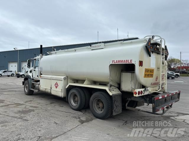 Mack GU813 Вантажівки-цистерни
