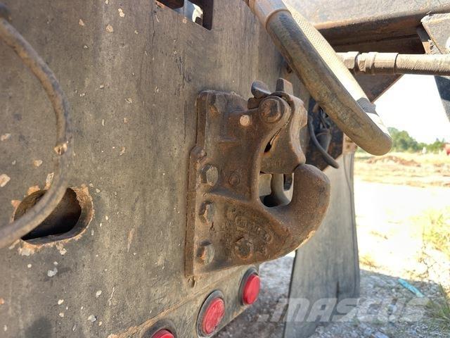 Mack GU813 Скіпові навантажувачі