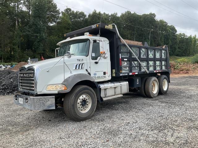 Mack GU813 Самоскиди