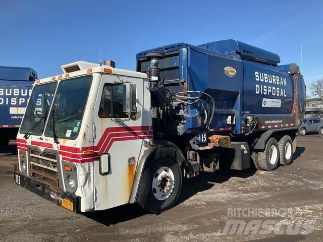 Mack LEU633 Сміттєвози