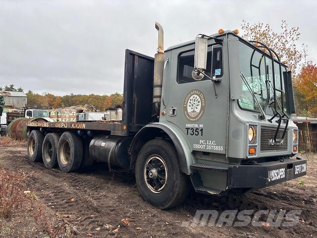 Mack MR611S Вантажівки-платформи/бокове розвантаження