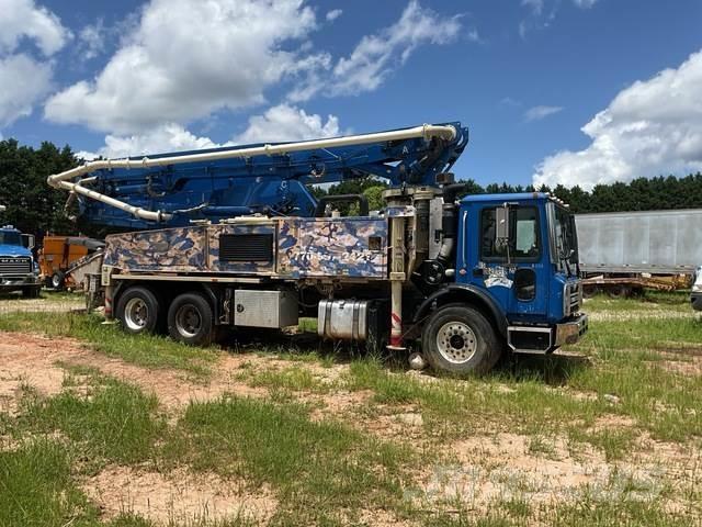 Mack MRU613 Бетононасоси
