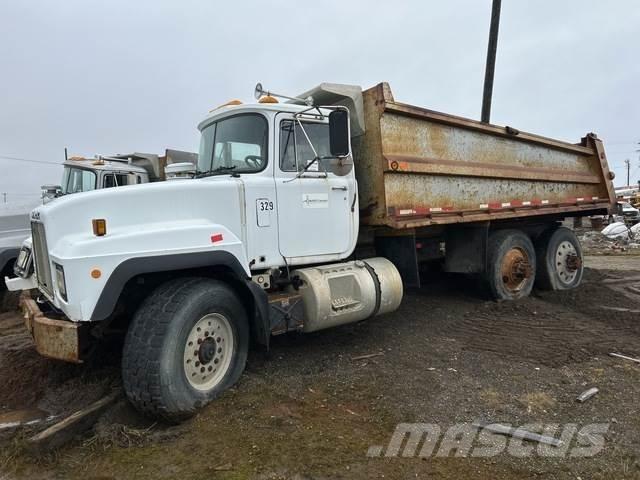 Mack RD688S Самоскиди