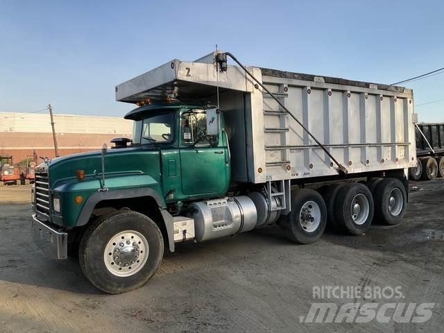 Mack RD688S Самоскиди