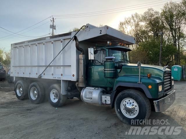 Mack RD688S Самоскиди