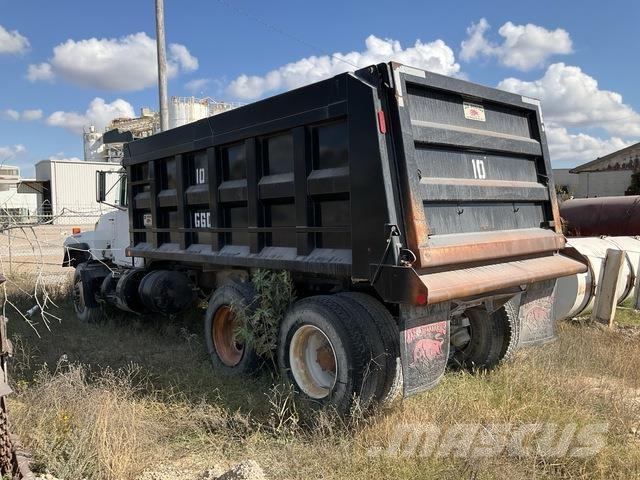 Mack RD690 Самоскиди