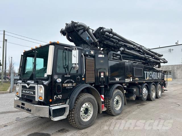 Mack TE84 Бетононасоси