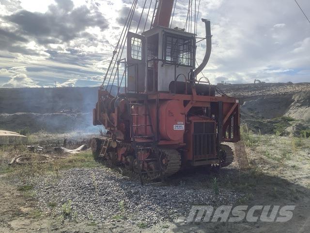 Madill 071 Крани лісозаготівельних машин