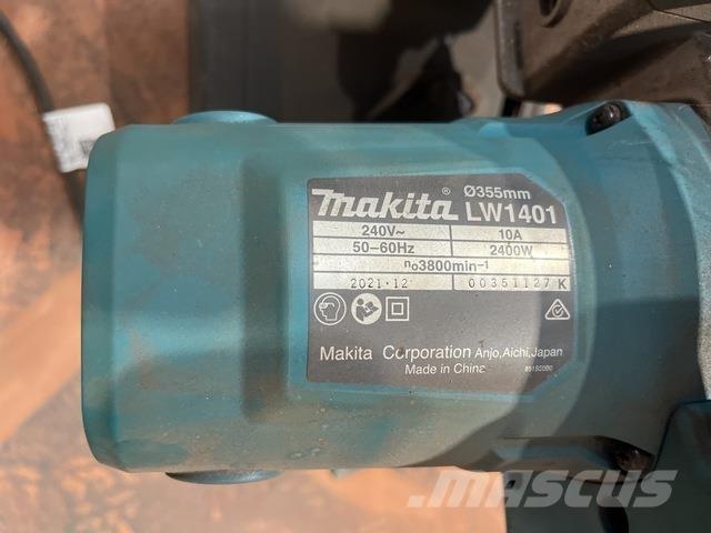 Makita  Бензопили та очисні пили