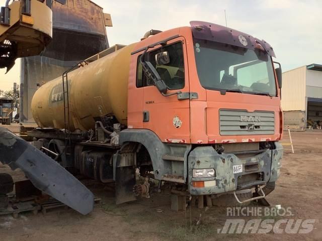 MAN 33.363 Поливальні машини