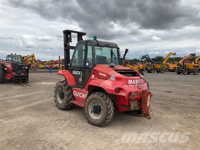 Manitou M26-4 Навантажувачі підвищеної прохідності