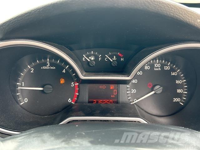 Mazda BT-50 Пікапи / Бічне розвантаження