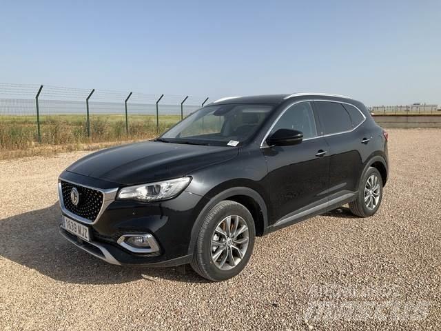 MG HS Автомобілі