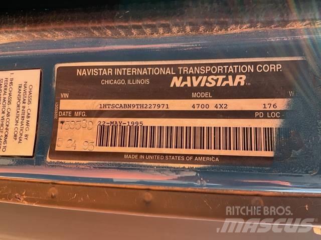 Navistar 4700 Автовишки на базі вантажівки
