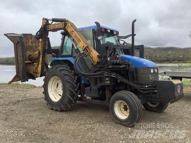 New Holland  Трактори