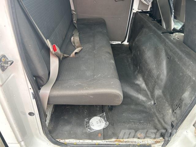 Nissan Atlas Вантажівки-платформи/бокове розвантаження