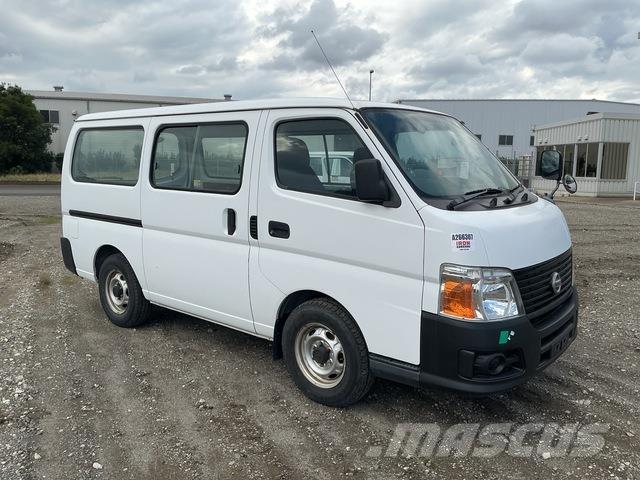 Nissan Caravan Мікроавтобуси