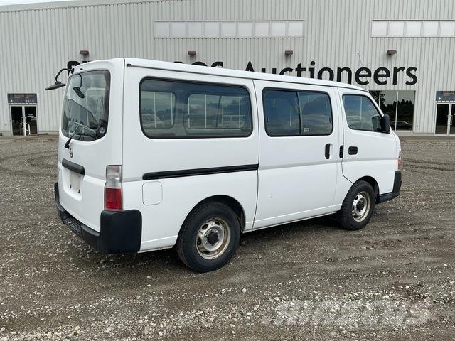 Nissan Caravan Мікроавтобуси