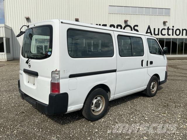 Nissan Caravan Мікроавтобуси