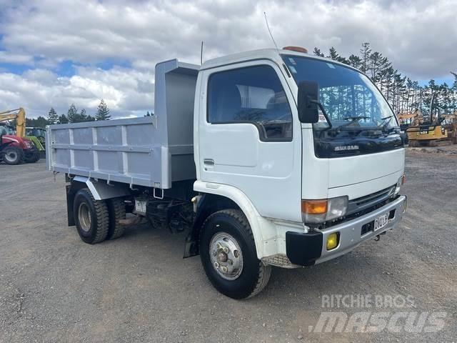 Nissan Condor Самоскиди