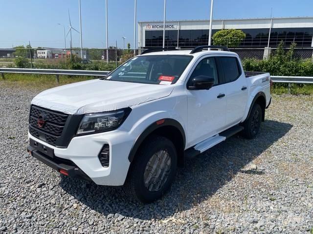 Nissan Navara Інше