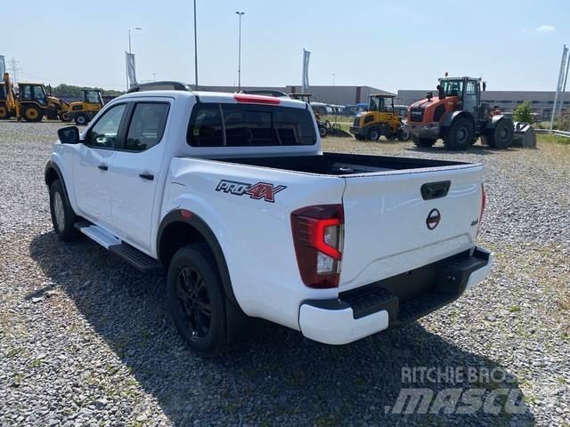 Nissan Navara Інше