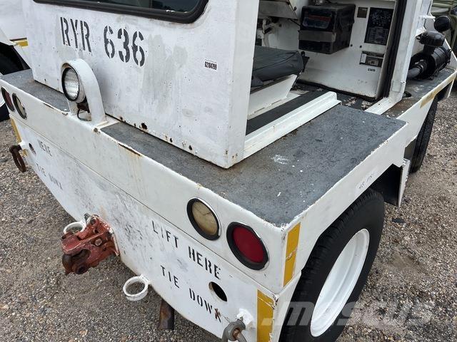  NMC Тягачі колісні