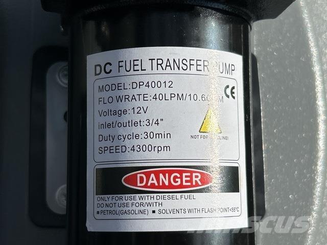  Olsen DD500 Паливні та присадочні баки