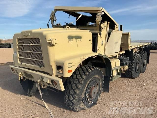 Oshkosh  Фургони