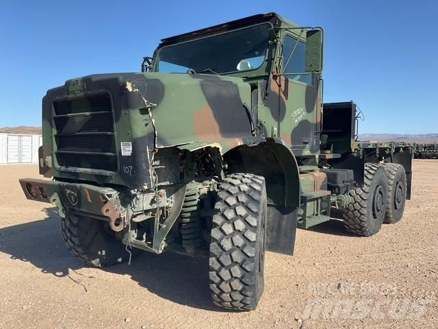 Oshkosh  Фургони