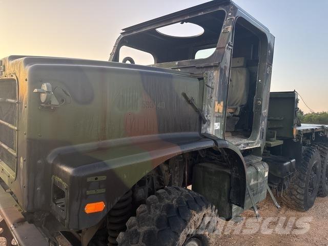 Oshkosh  Фургони