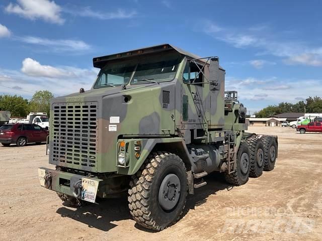 Oshkosh M1070 Евакуатори